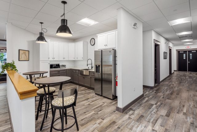125 Commerce Way, Marshfield, MA 02050